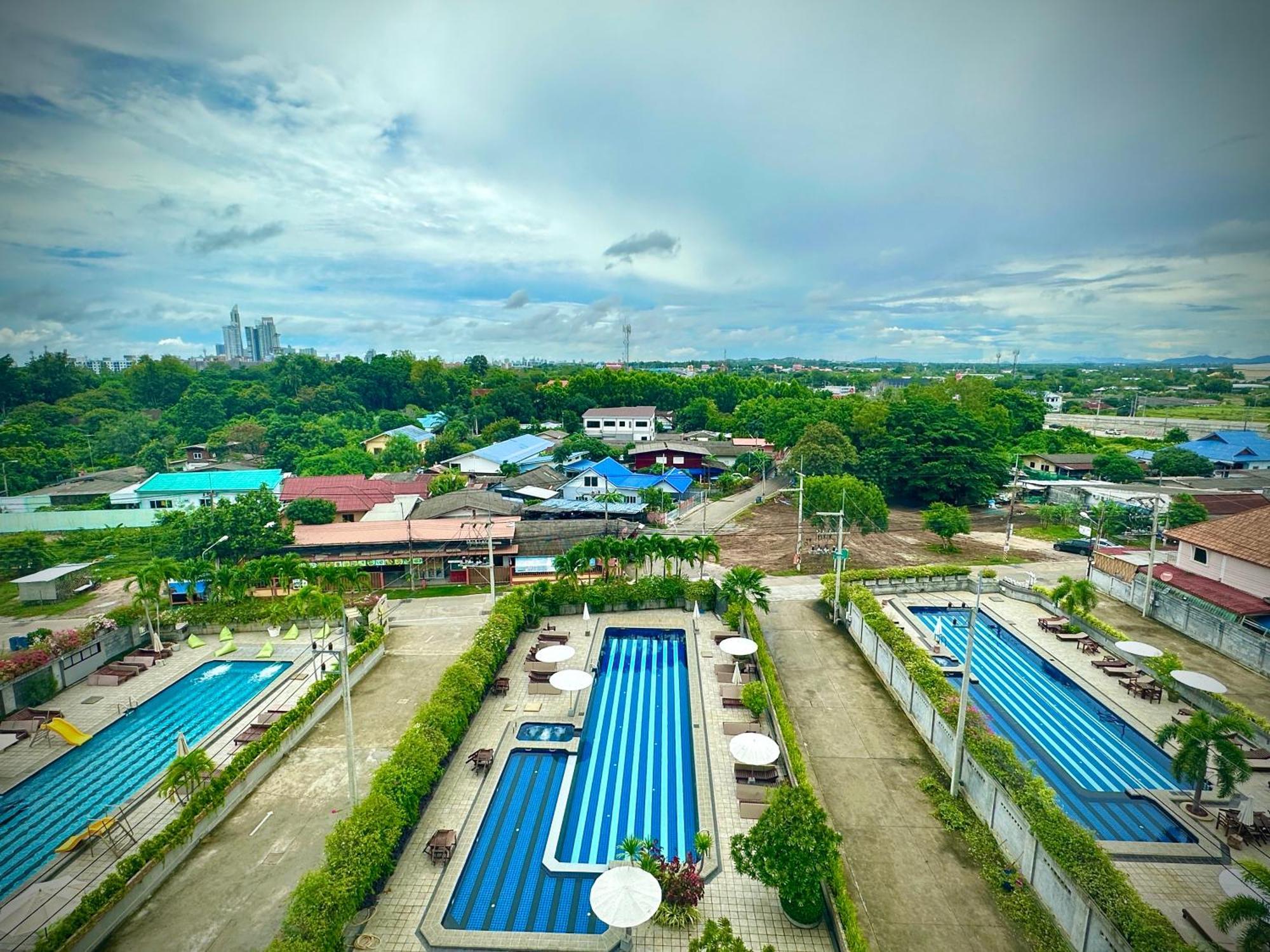 The Mangrove Hotel Na Chom Thian Exterior photo